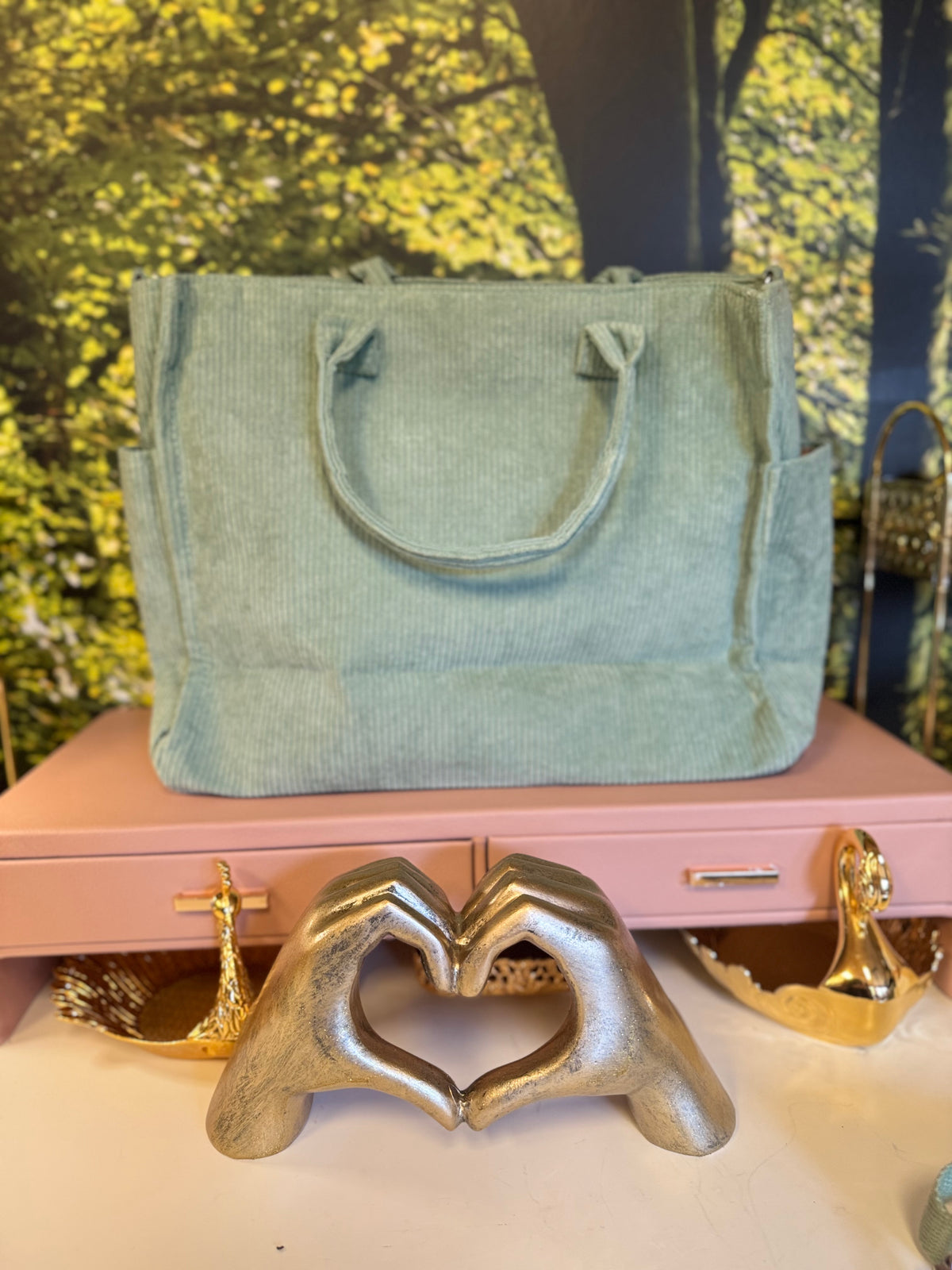 Large Stationary Tote